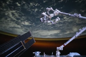 congressman-haridopolos-navigates-the-evolving-landscape-of-commercial-spaceflight-and-the-future-of-low-earth-orbit