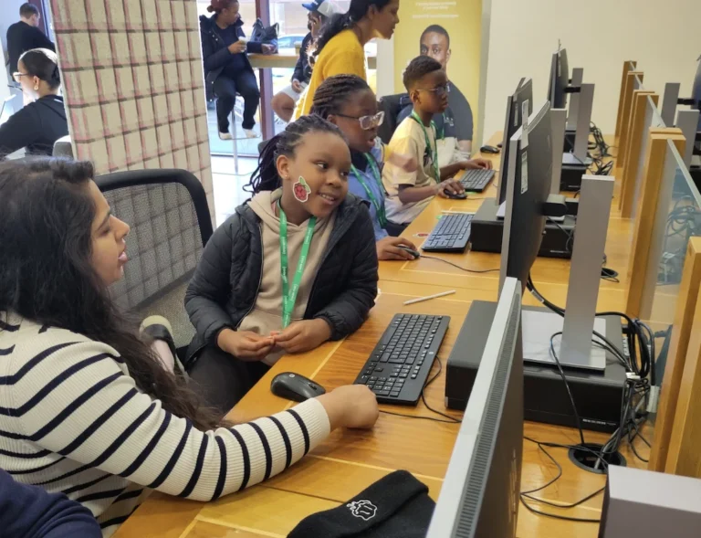 glasgow-libraries-champion-digital-literacy-through-community-led-code-clubs-and-volunteer-empowerment