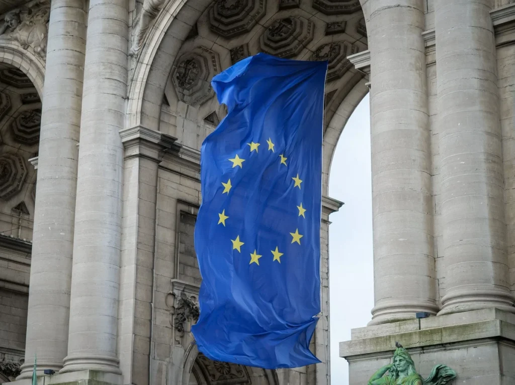 eus-landmark-battery-regulation-faces-scrutiny-as-expanded-exemptions-for-wearables-spark-debate-over-e-waste-and-consumer-rights