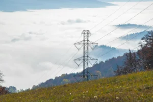 global-electricity-demand-surges-as-renewables-poised-to-surpass-coal-iea-reports