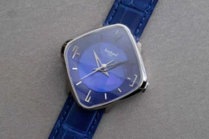 hanhart-square-by-square-a-bold-reimagining-of-historical-shaped-timepieces