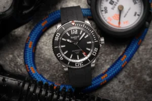 hanhart-unveils-aquasphere-matte-black-a-refined-evolution-of-its-modern-dive-watch-legacy