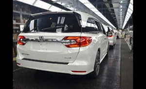 poor-adhesive-bond-blamed-for-allowing-water-to-penetrate-camera-housing-leading-to-325000-honda-odyssey-minivan-recalls