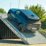 the-electric-range-rover-sport-a-powertrain-evolution-not-a-revolution