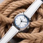 the-fears-brunswick-helmsman-a-classic-take-on-modern-nautical-timekeeping