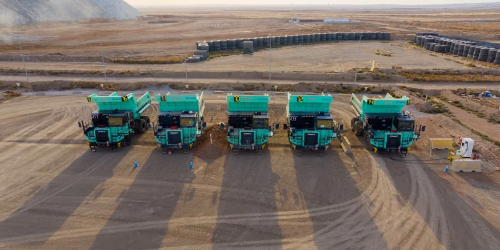 tonly-signs-landmark-deal-to-deliver-800-autonomous-new-energy-mining-trucks-to-xinjiang-hanxiang