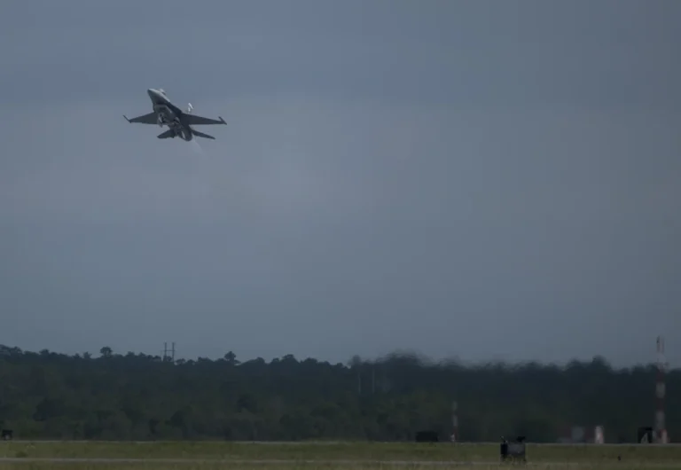 ai-agents-take-the-controls-darpa-and-u-s-air-force-embark-on-unprecedented-autonomous-f-16-flights