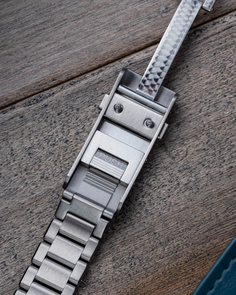 beaucroft-contour-gmt-a-deep-dive-into-a-surprisingly-accomplished-timepiece