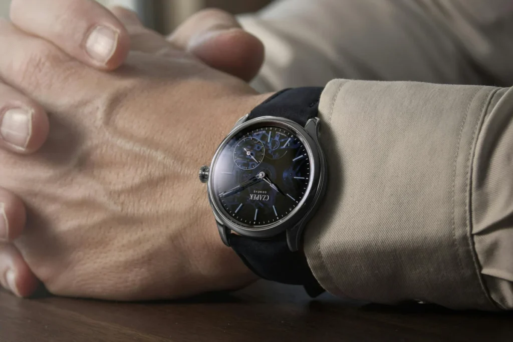 czapek-introduces-the-promenade-transparencies-aqua-blue-limited-edition