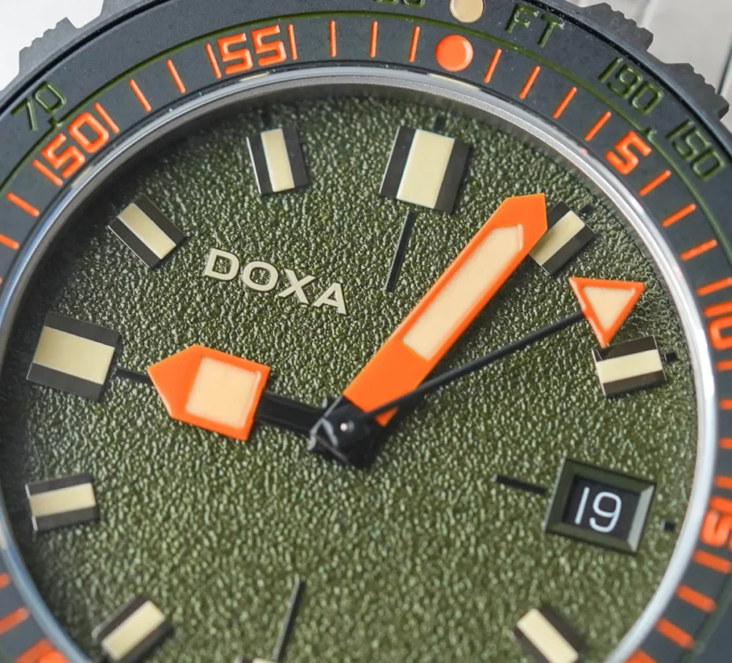 doxa-unveils-frogger-sub-300-beta-in-historic-collaboration-with-belmont-watches