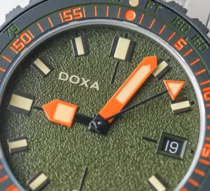 doxa-unveils-frogger-sub-300-beta-in-historic-collaboration-with-belmont-watches