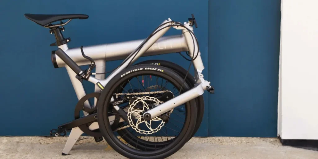 flit-unveils-m2i-a-new-benchmark-in-lightweight-folding-electric-bikes