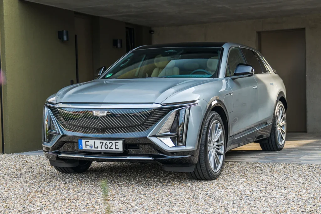 2024 Cadillac LYRIQ