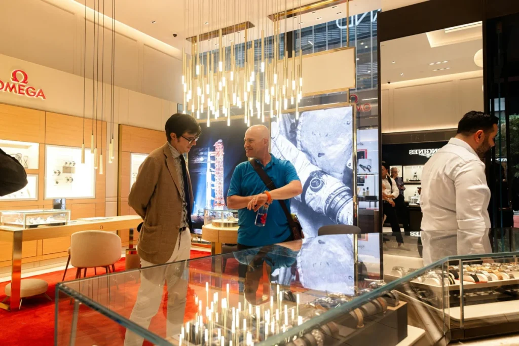 hodinkee-hosts-exclusive-watch-enthusiast-gathering-at-the-vandy-club-one-vanderbilt