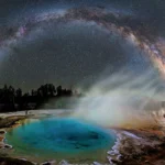 milky-way-over-yellowstone