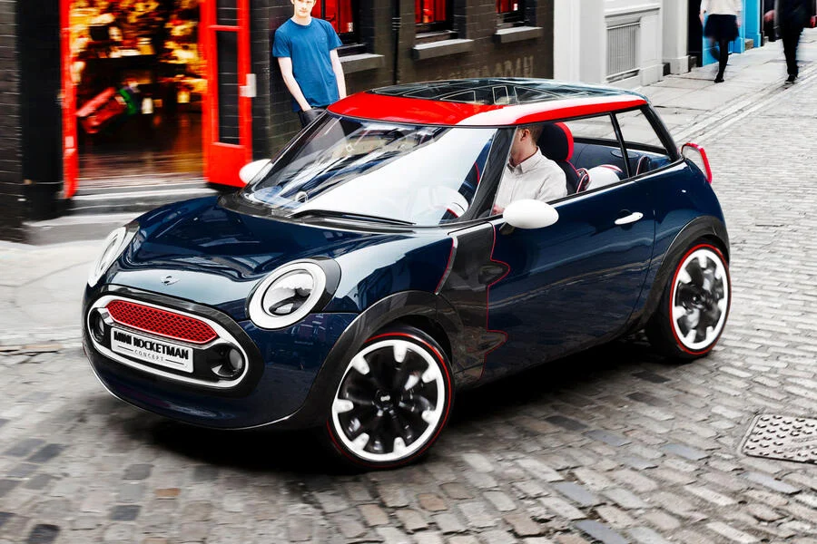 minis-future-design-language-a-blend-of-iconic-proportions-and-modern-interpretation