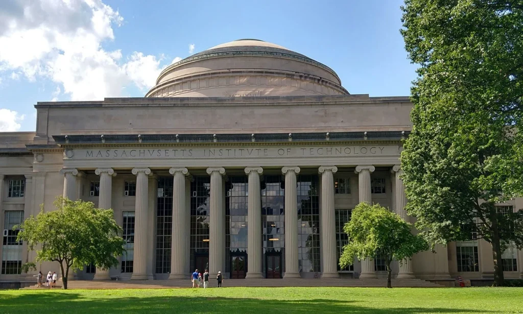 mit-researcher-unveils-groundbreaking-method-to-detect-nuclear-weapons-in-space-bolstering-outer-space-treaty