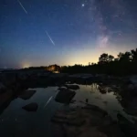 perseid-meteor-shower-dazzles-skies-above-sweden-mirrored-in-coastal-waters