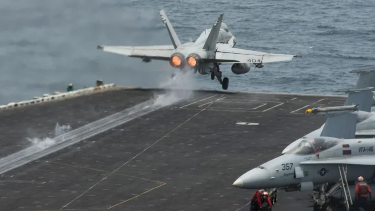 president-trump-orders-return-to-steam-catapults-for-future-aircraft-carriers-reversing-electromagnetic-launch-system-adoption