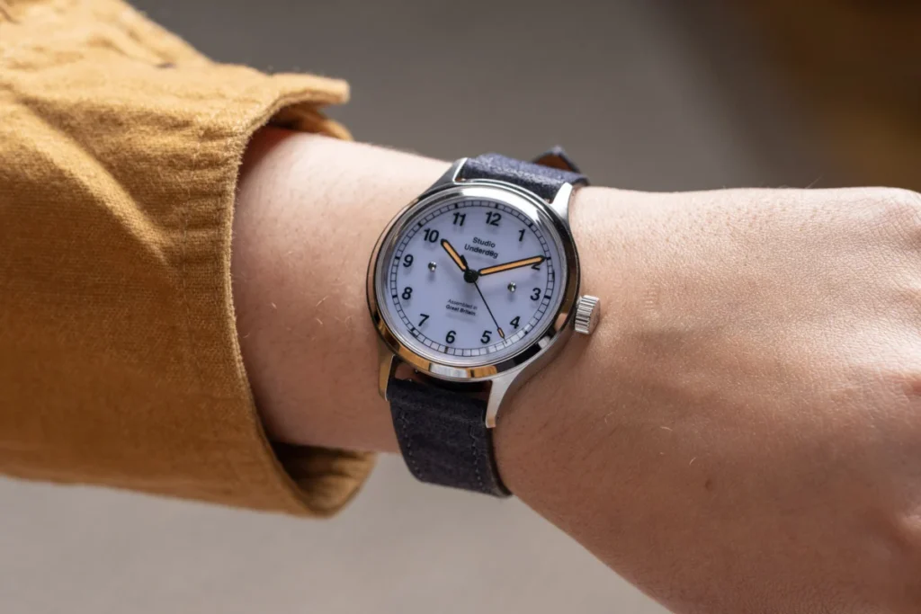 studio-underd0gs-02series-gen2-field-watch-elevates-british-horology-with-innovation-and-bold-aesthetics