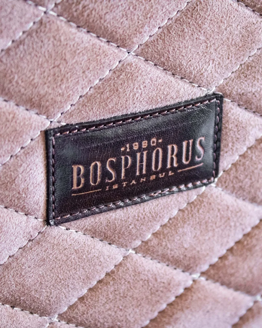 the-bosphorus-leather-petra-collection-an-emblem-of-timeless-craftsmanship-and-horological-presentation