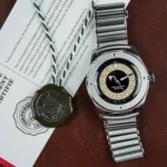 the-history-of-metal-bracelets-for-wristwatches-oyster-bonklip-milanese-jubilee-gay-freres-and-more