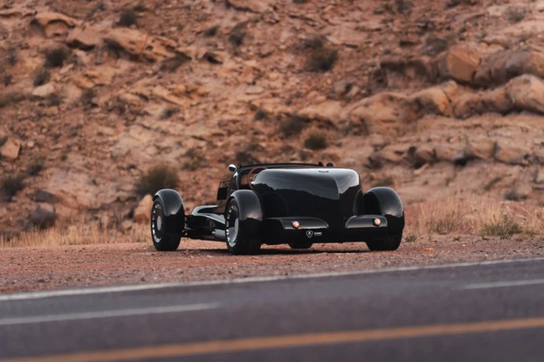 the-iconic-auto-sports-sp40-restomod-a-modern-interpretation-of-a-pre-war-automotive-masterpiece