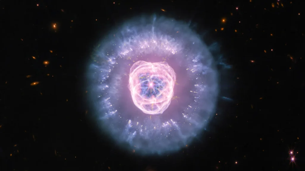 the-james-webb-space-telescope-unveils-the-lion-nebula-in-unprecedented-infrared-detail