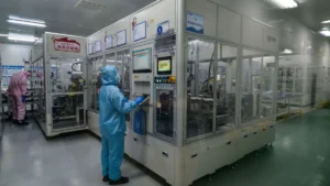 the-race-for-next-generation-ev-batteries-beyond-lithium-ion-heats-up
