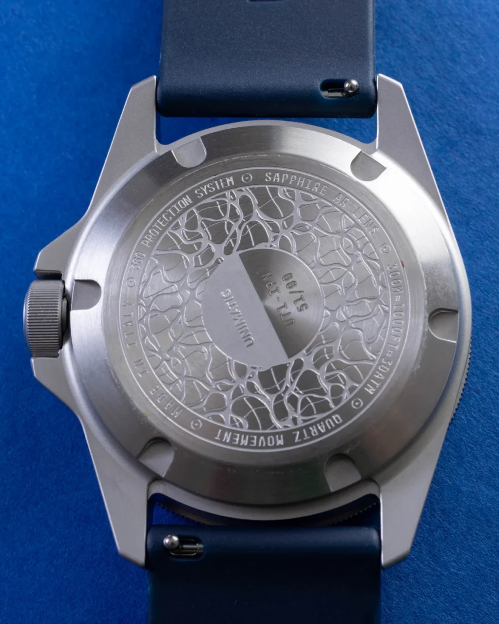 unimatic-ut1-ipn-swimming-pool-collection-diver-watch-a-splash-of-color-in-tool-watch-design