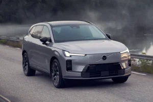 volvo-uk-shifts-strategy-doubling-down-on-long-range-plug-in-hybrids-amidst-slower-than-anticipated-ev-adoption