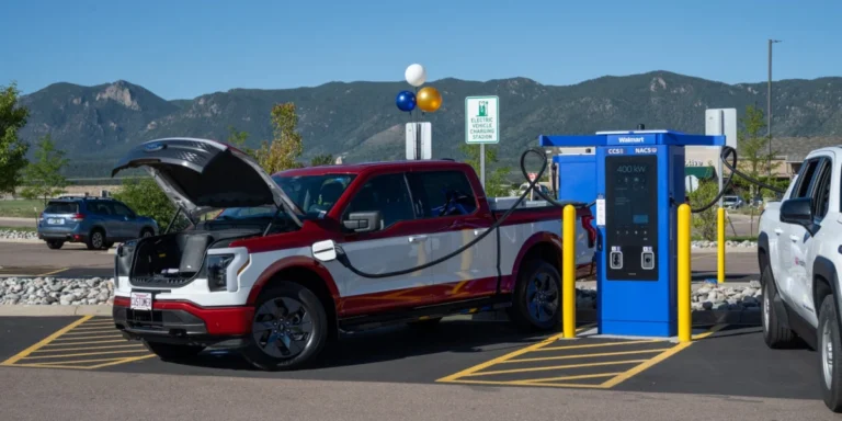 walmart-reaches-100-site-ev-fast-charging-network-milestone-paving-the-way-for-widespread-electric-vehicle-adoption