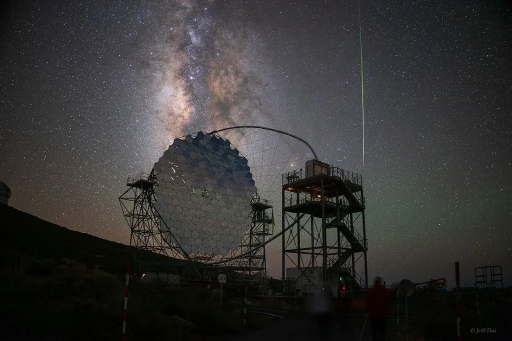 a-perseid-meteor-streaks-across-the-milky-way-above-a-groundbreaking-gamma-ray-telescope