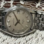 ebay-finds-a-curated-selection-of-vintage-timepieces-uncovered-by-editor-christoph-mcneil