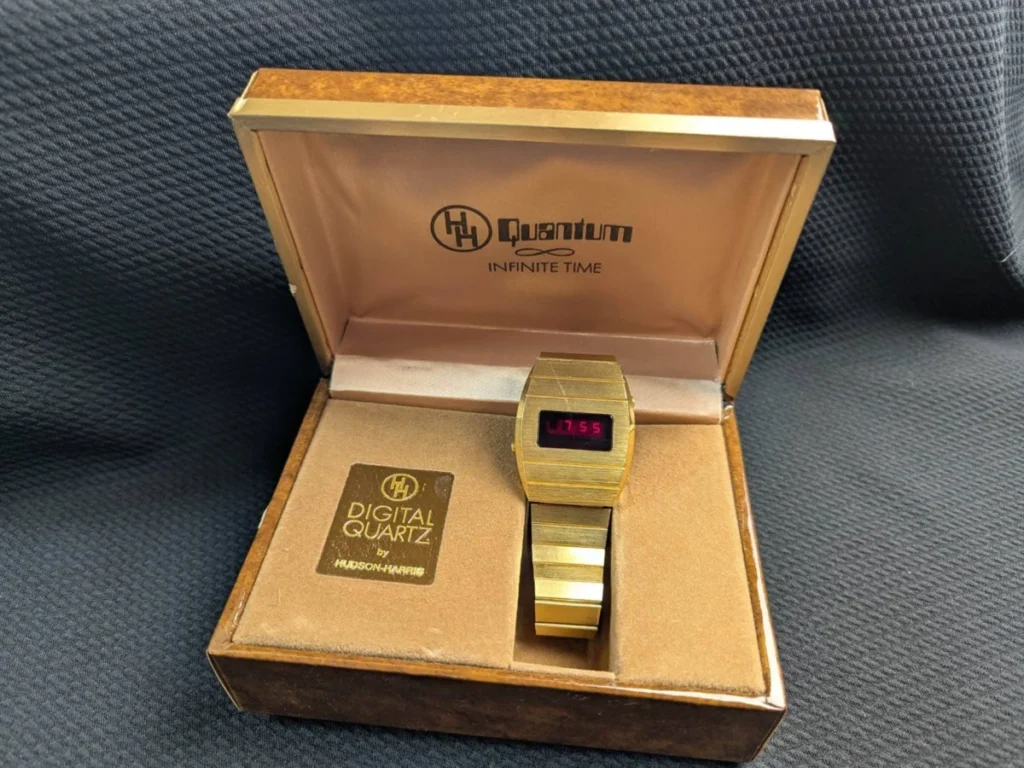 ebay-finds-returns-with-a-curated-selection-of-vintage-timepieces