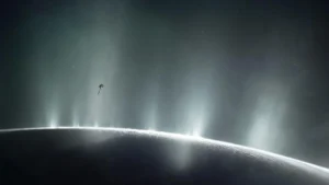 enceladuss-hidden-ocean-reveals-its-secrets-through-icy-plumes
