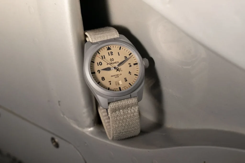 formex-airfield-series-accessible-automatic-titanium-pilot-watch-launched