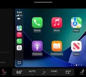 general-motors-reverses-course-on-carplay-and-android-auto-integration-embracing-hybrid-infotainment-strategy