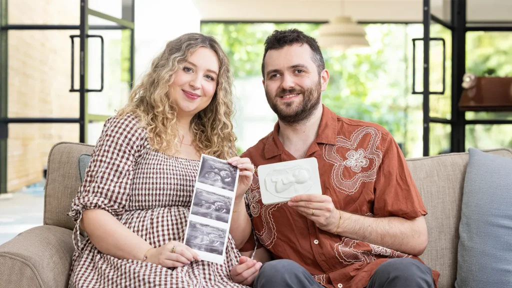 guide-dogs-launches-innovative-first-hello-program-to-provide-tactile-pregnancy-scans-for-visually-impaired-parents