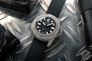 ianos-amfivios-a-civilian-dive-watch-emerges-from-elite-military-service