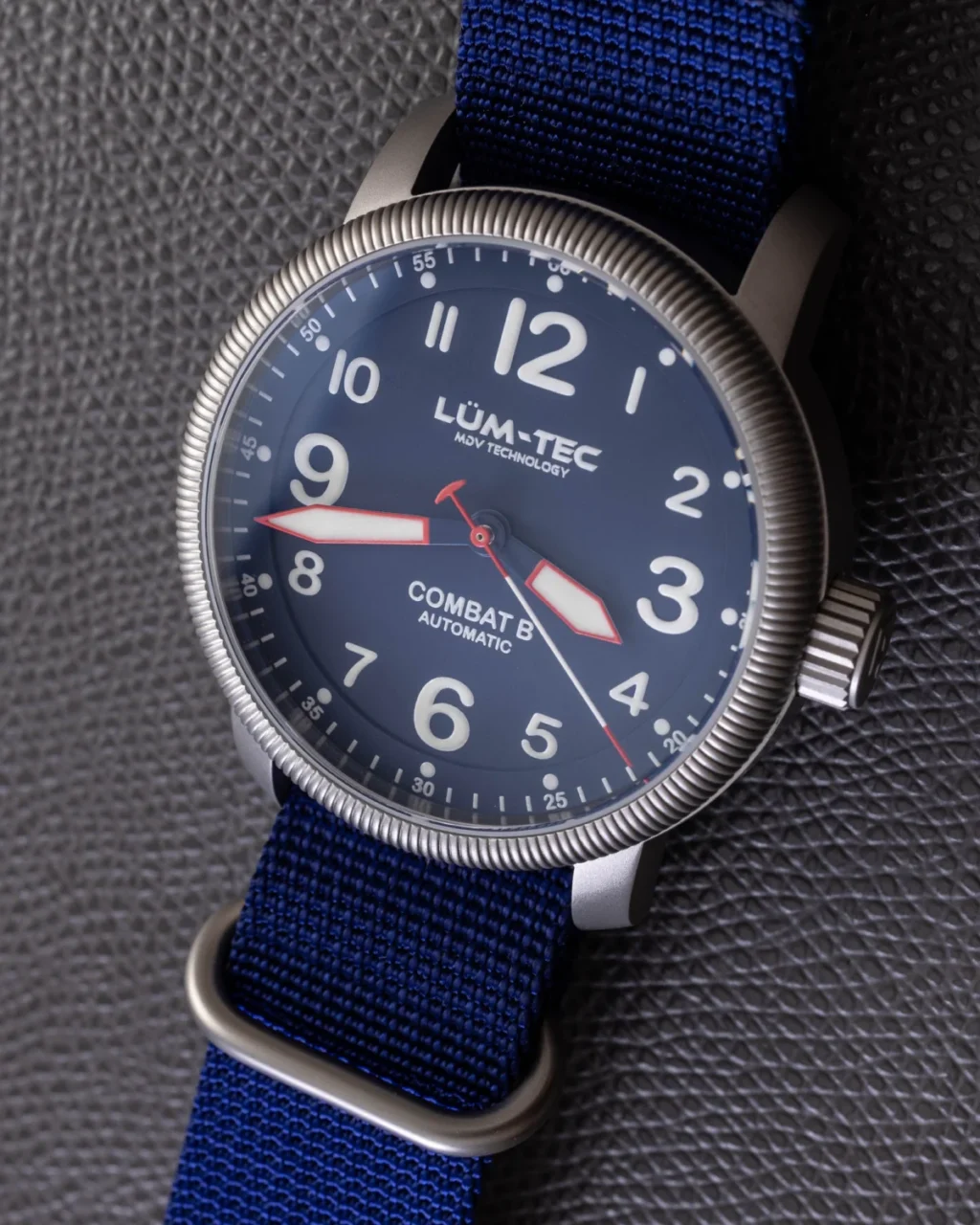 lum-tec-combat-b70-automatic-a-deep-dive-into-american-craftsmanship-and-enduring-design