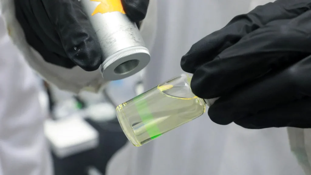 new-nanoparticles-make-hidden-chemical-differences-light-up