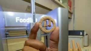 plastic-bottles-and-cookies-a-novel-pathway-to-sustainable-food-production