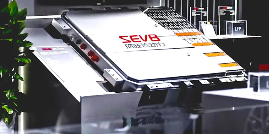 sunwoda-unveils-revolutionary-battery-system-promising-10-97-charge-in-under-10-minutes-driving-the-future-of-electric-vehicle-charging
