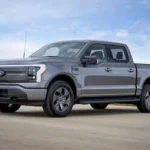 the-ford-f-150-lightning-battery-swap-a-complex-mechanical-feat-demanding-professional-rigging