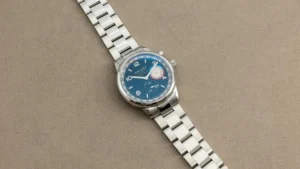 the-nomos-club-sport-neomatik-worldtimer-dark-a-luminescent-evolution-of-a-modern-classic