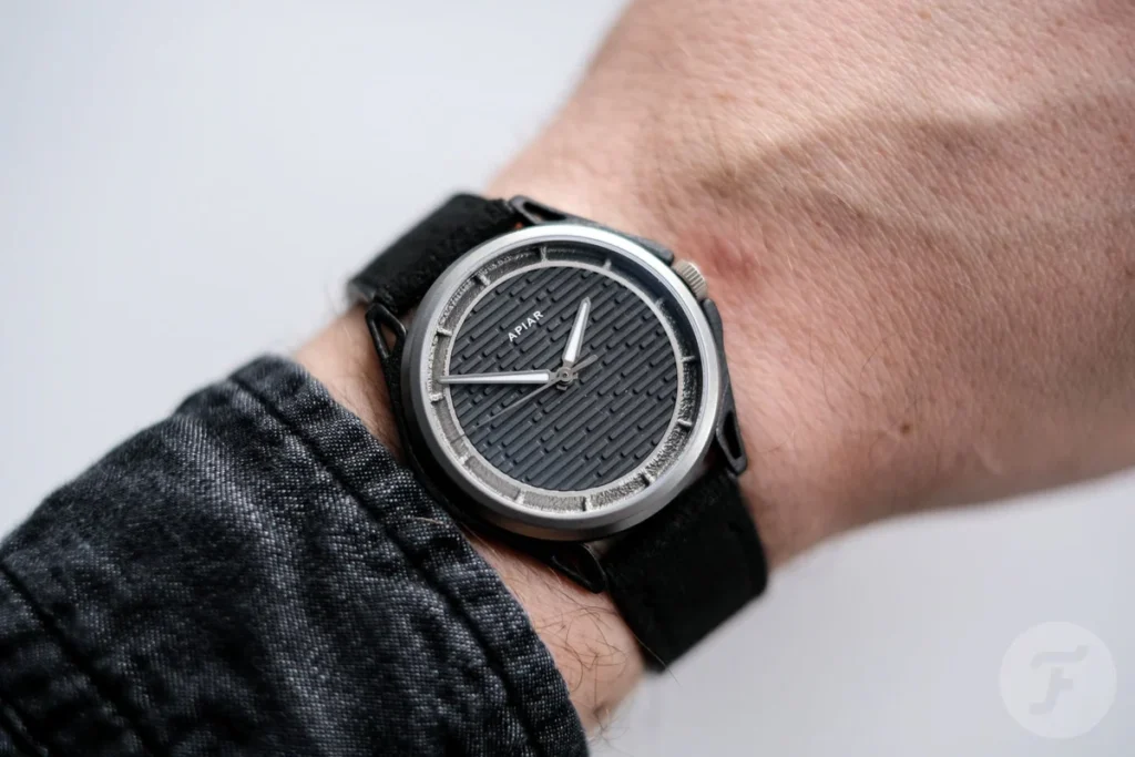 apiar-carbon1-0-og-a-new-era-in-composite-watchmaking-with-revolutionary-cbam-technology