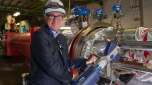 cern-begins-major-upgrade-for-high-luminosity-lhc-era-with-replacement-of-core-inner-triplet-magnets