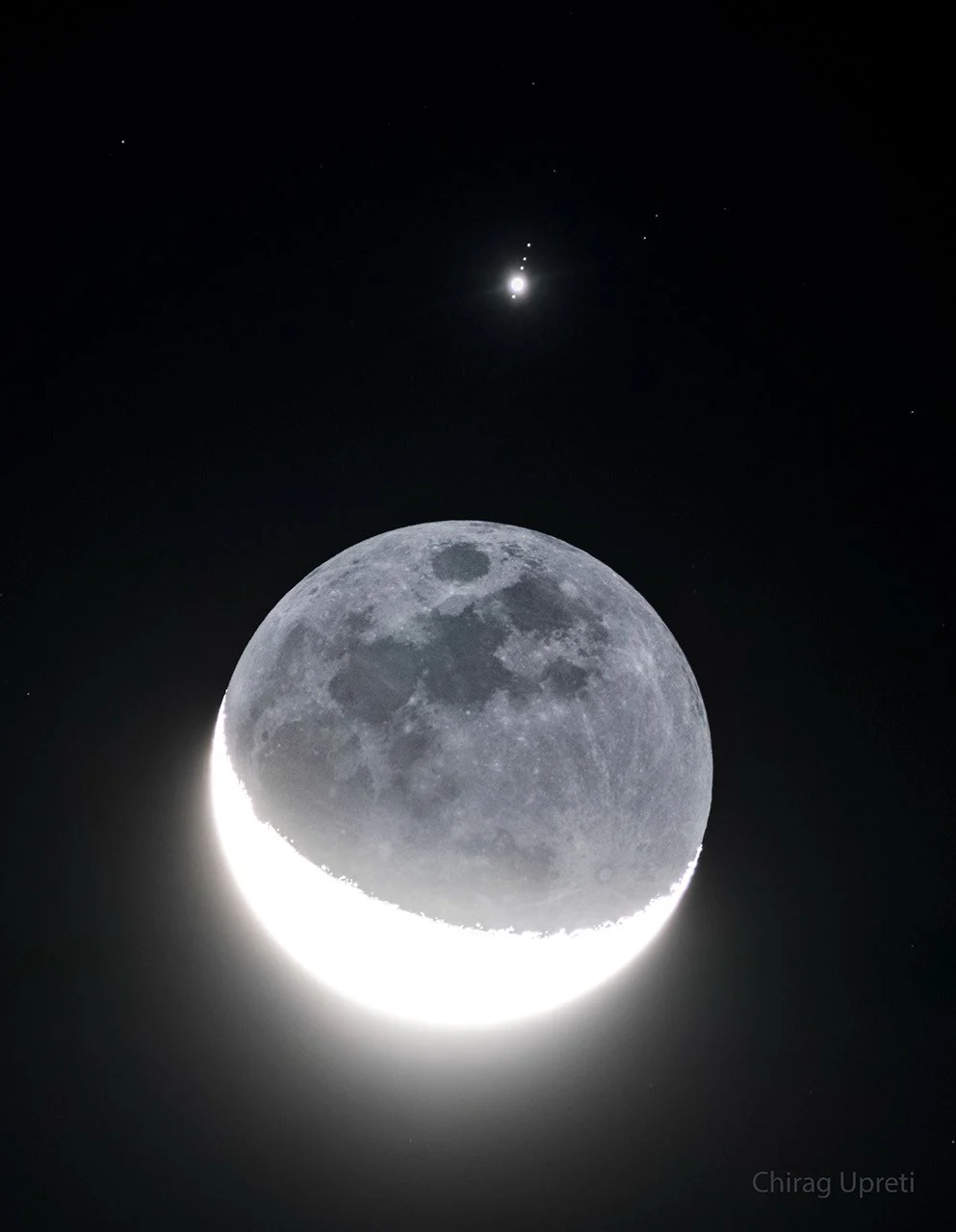 five-moons-align-earths-moon-and-jupiters-galilean-satellites-offer-a-rare-celestial-spectacle