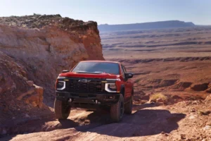 gms-new-1299-truck-cooler-comes-bolted-into-the-console